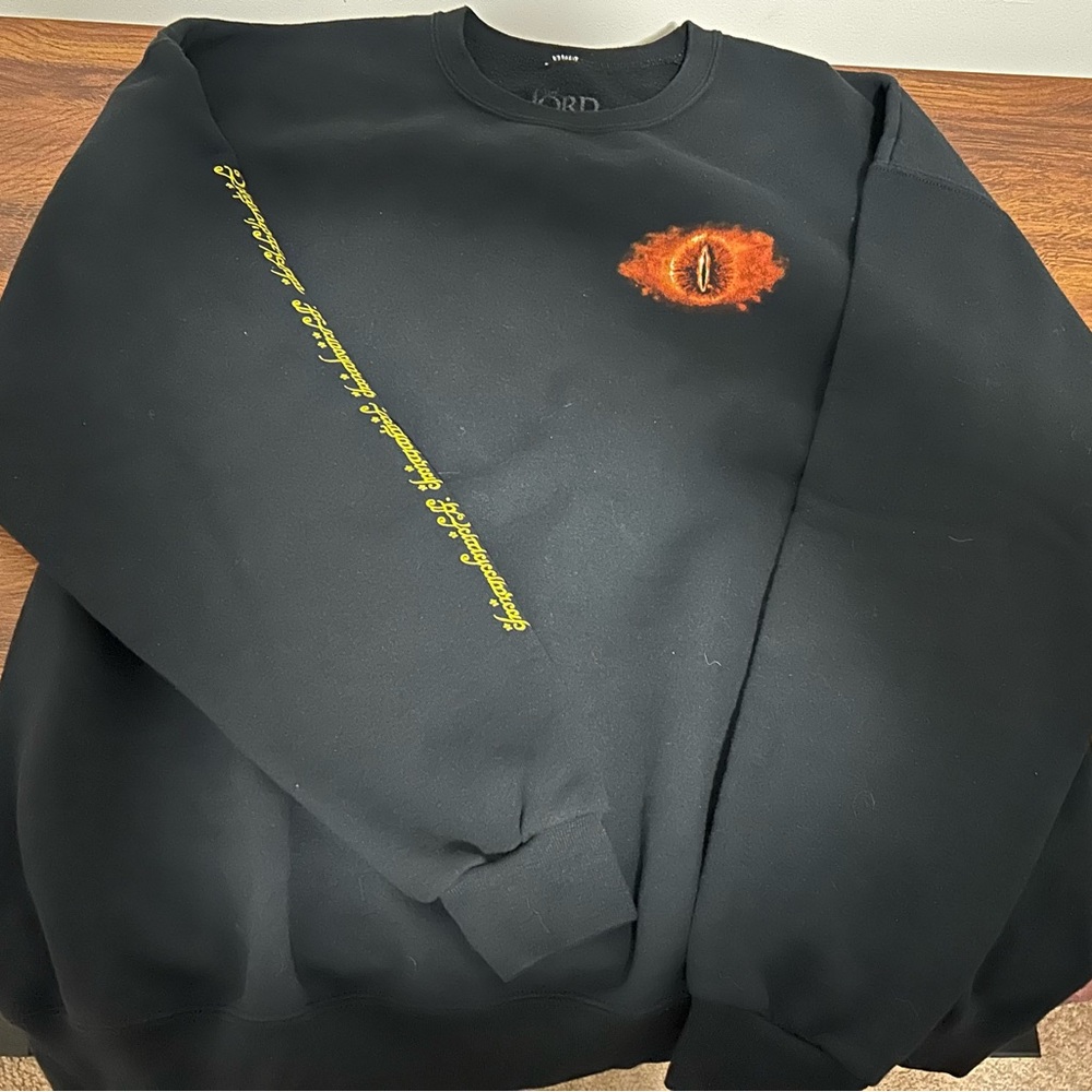 Lord of the Rings sweatshirt